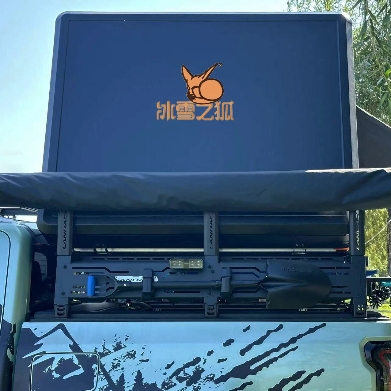 Tente de toit rigide